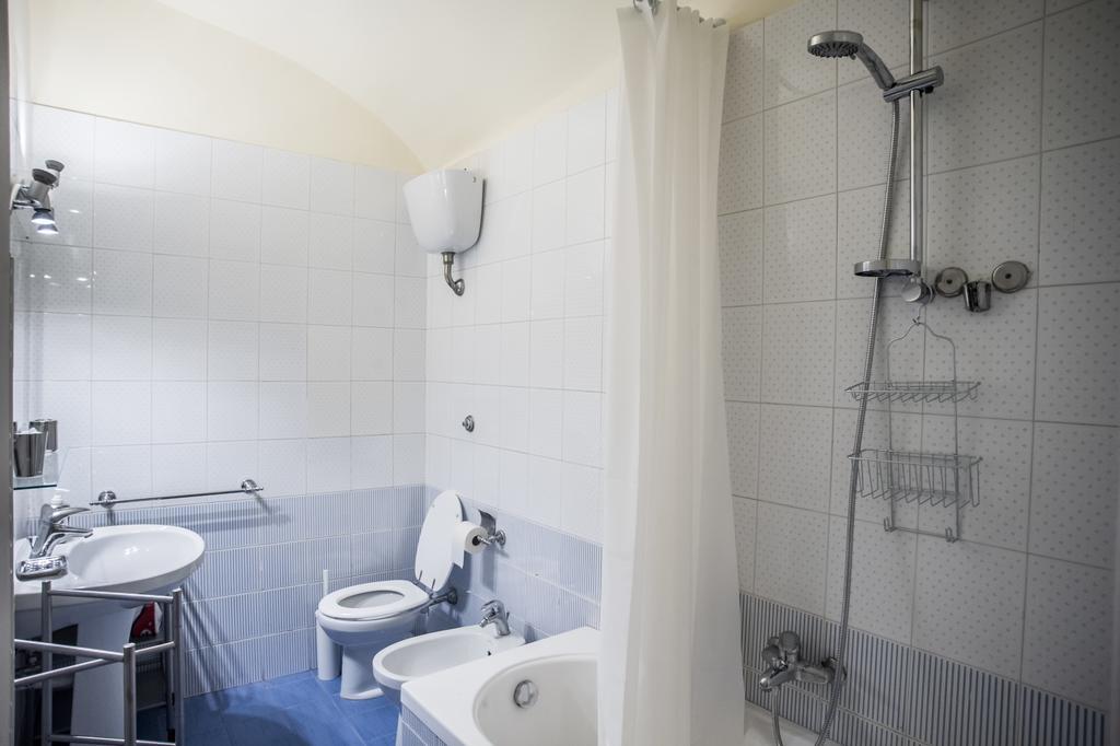 Casa Vacanze Amedeo Naples Exterior photo